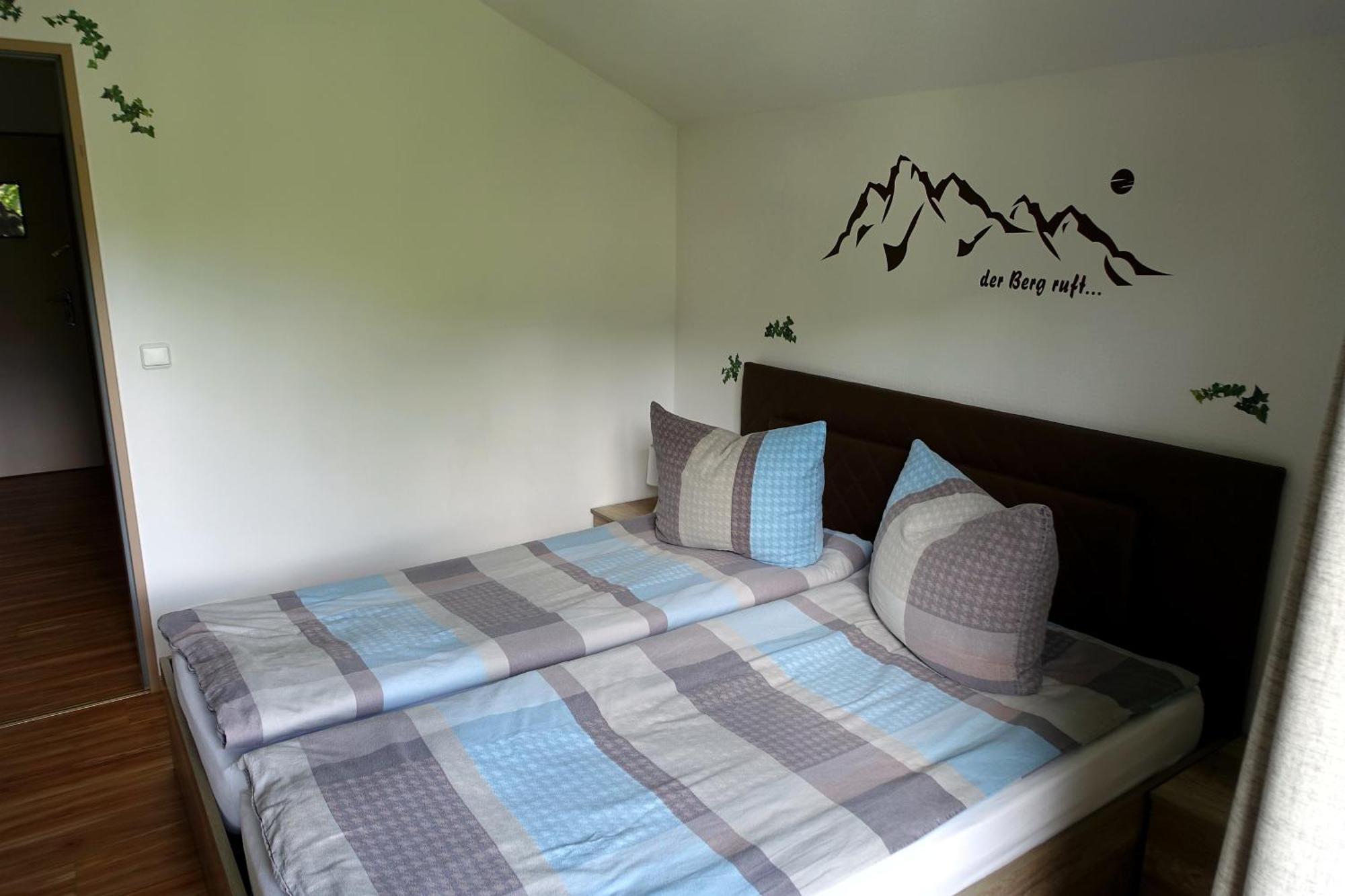 Ferienwohnung Ariane Garmisch-Partenkirchen Ngoại thất bức ảnh