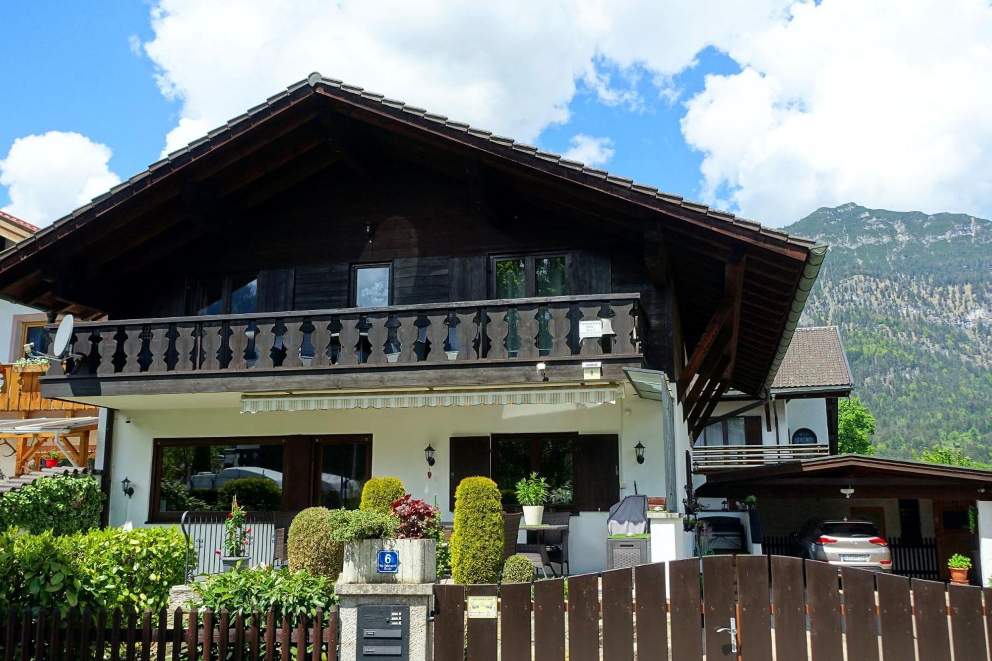 Ferienwohnung Ariane Garmisch-Partenkirchen Ngoại thất bức ảnh